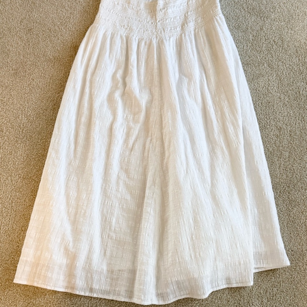 American Eagle Outfitters White A-Line Skirt size small women’s